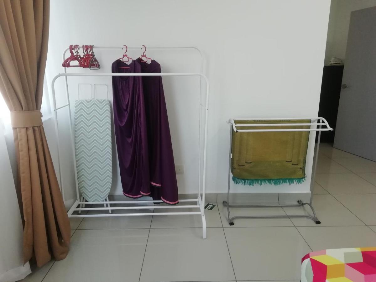 Fz Almyra Homestay Kajang Kültér fotó