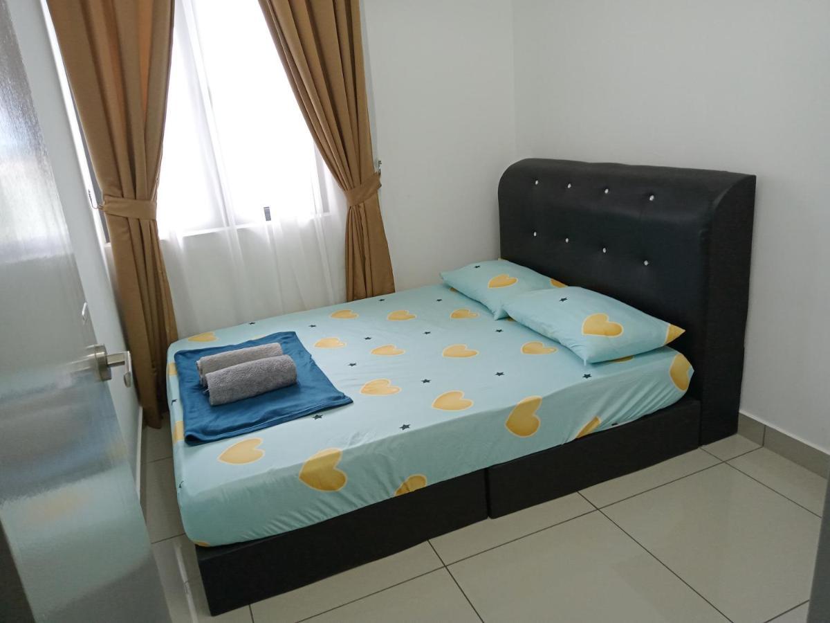 Fz Almyra Homestay Kajang Kültér fotó